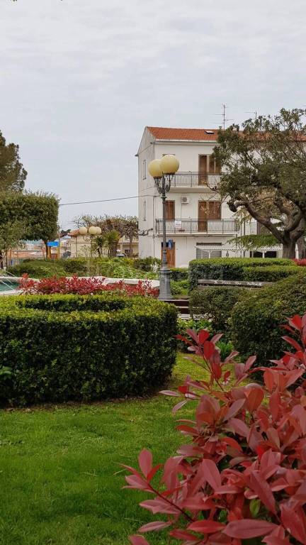 casa indipendente in vendita a Montenero di Bisaccia