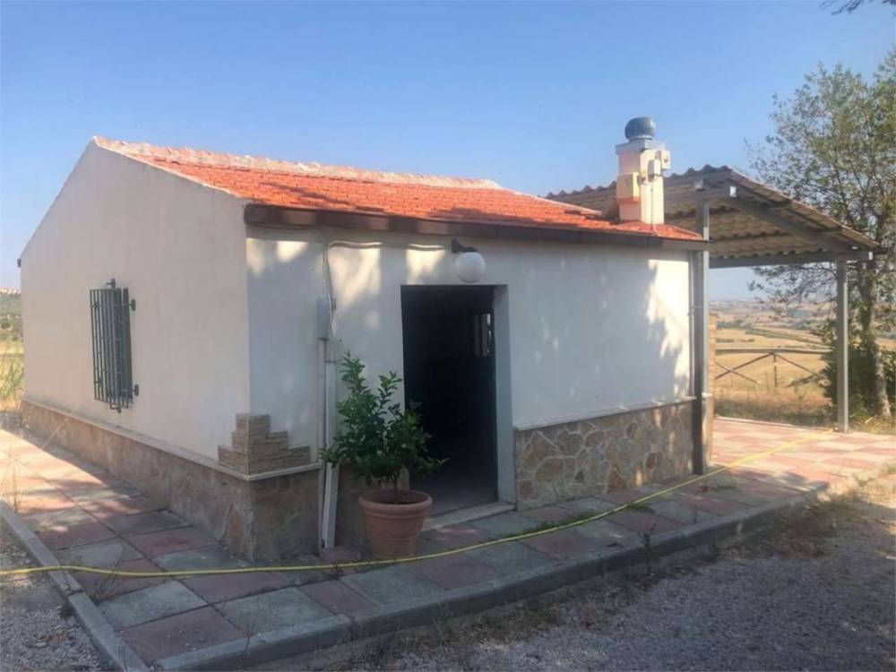 terreno agricolo in vendita a Montenero di Bisaccia