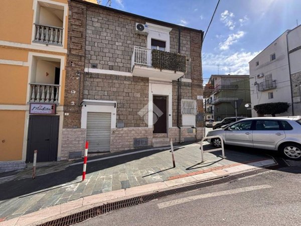 casa indipendente in vendita a Montenero di Bisaccia