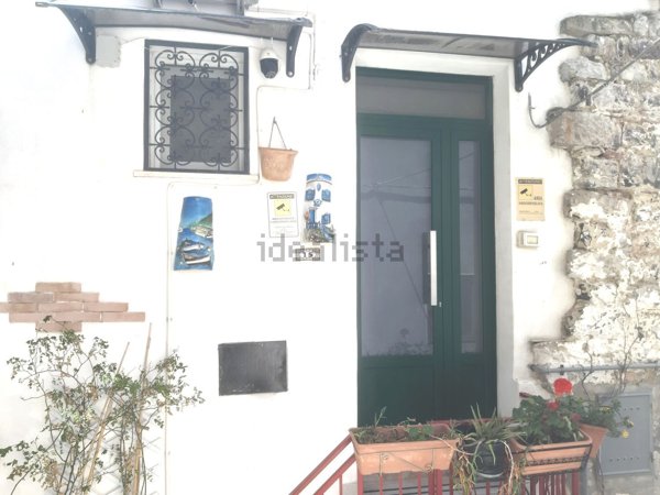 casa indipendente in vendita a Montenero di Bisaccia