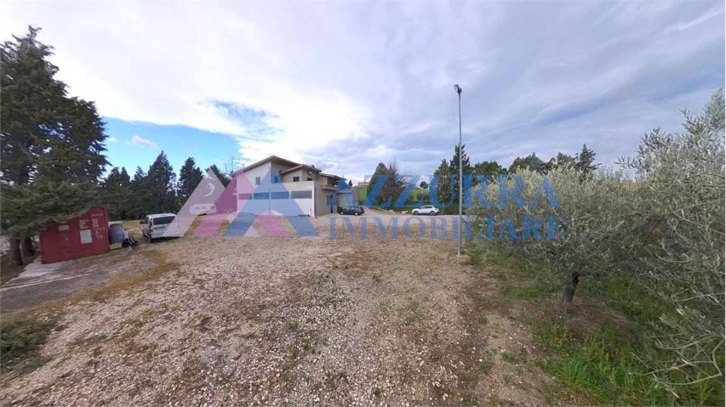 casa indipendente in vendita a Montenero di Bisaccia