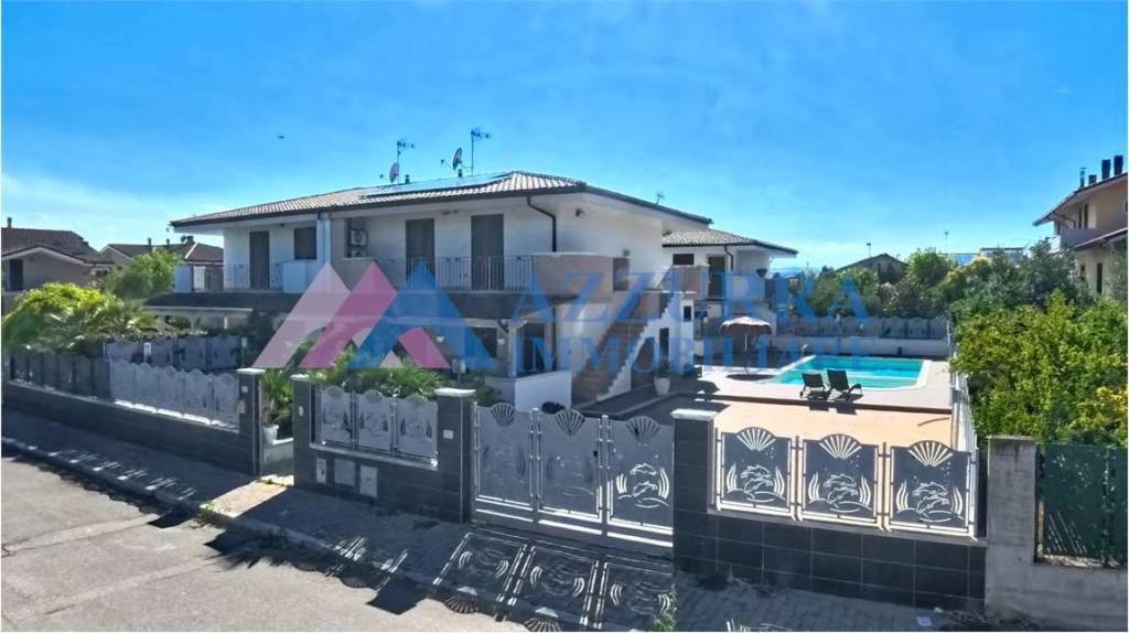 casa indipendente in vendita a Montenero di Bisaccia