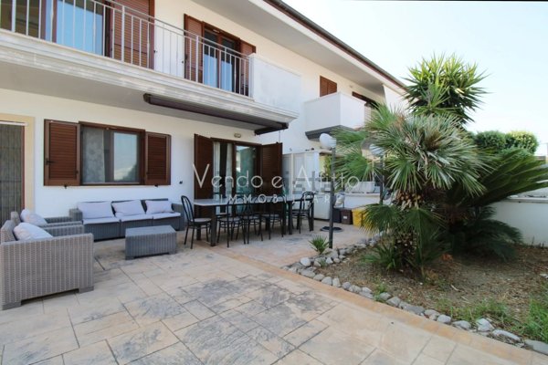 casa indipendente in vendita a Montenero di Bisaccia