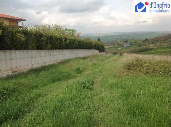 terreno agricolo in vendita ad Oratino