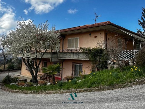 appartamento in vendita ad Oratino