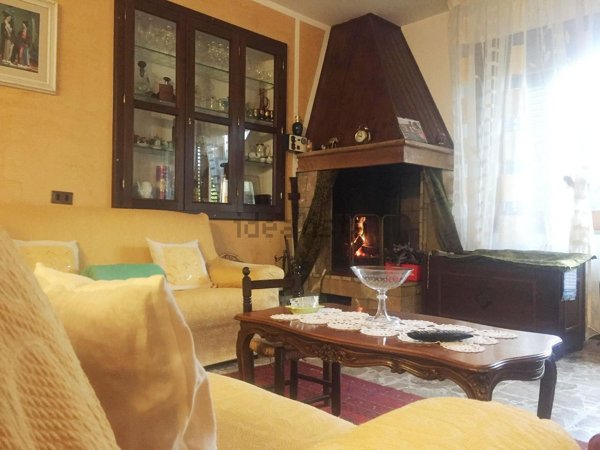 casa indipendente in vendita a Palata