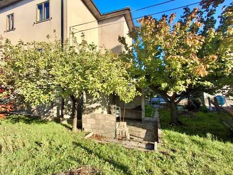 appartamento in vendita a Palata