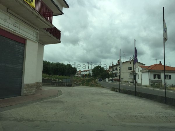 locale di sgombero in vendita a Palata