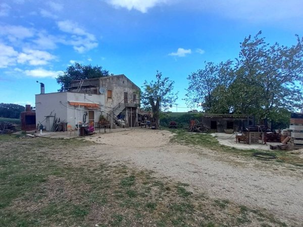 esavano in vendita a Petacciato