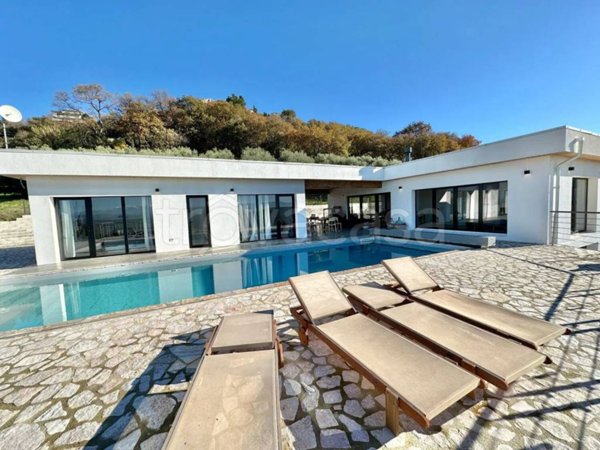 casa indipendente in vendita a Petacciato