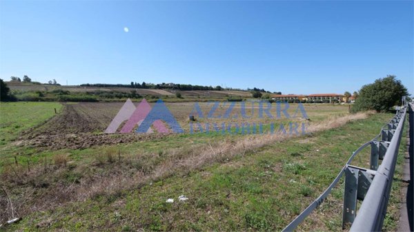 terreno edificabile in vendita a Petacciato