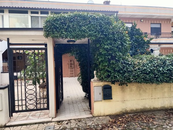 casa indipendente in vendita a Petacciato