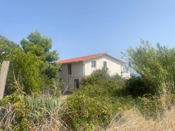 casa indipendente in vendita a Petacciato