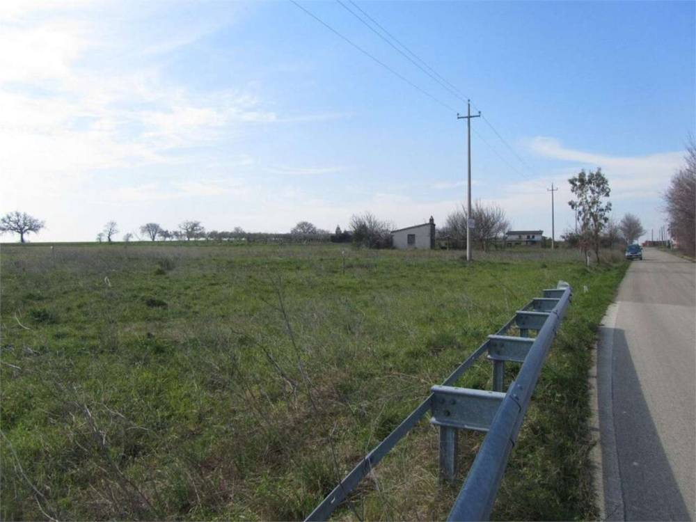 terreno edificabile in vendita a Petacciato