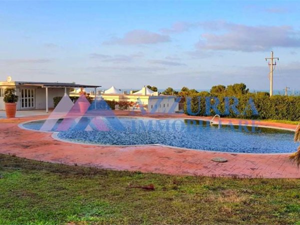intera palazzina in vendita a Petacciato