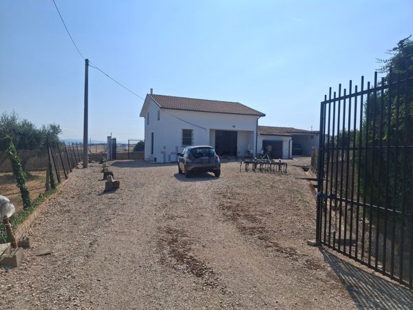casa indipendente in vendita a Petacciato