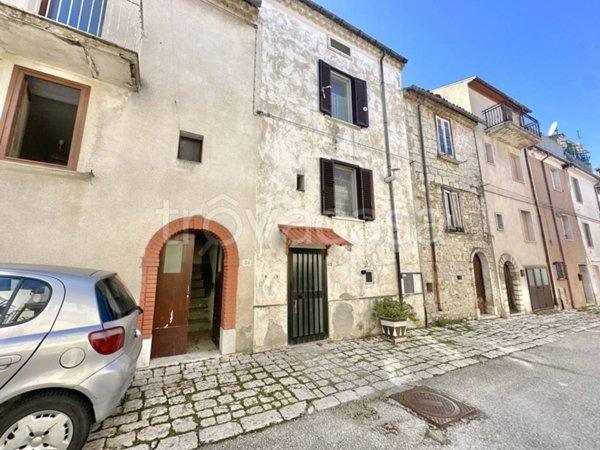 casa indipendente in vendita a Petrella Tifernina