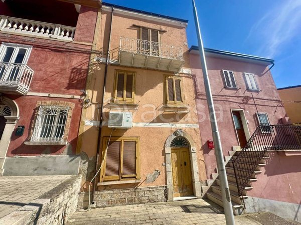 casa indipendente in vendita a Pietracatella