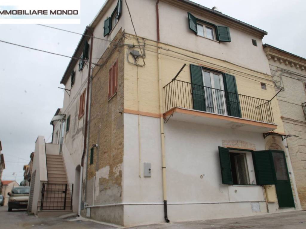 casa indipendente in vendita a Portocannone