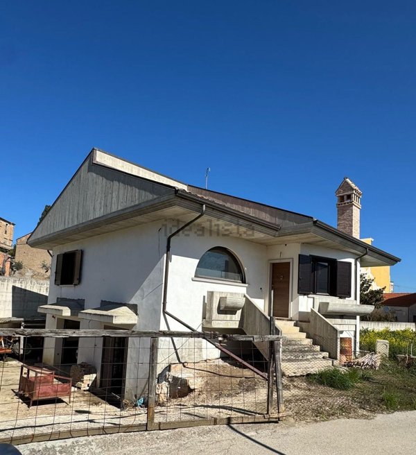 casa indipendente in vendita a Portocannone