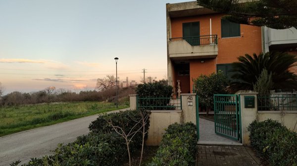 casa indipendente in vendita a Portocannone