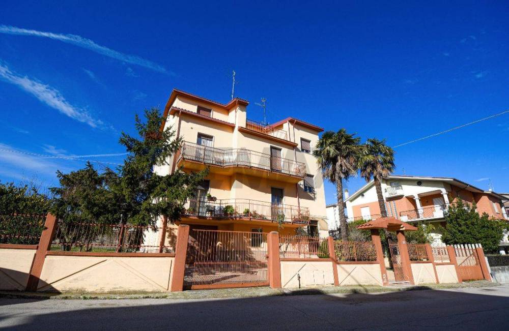casa indipendente in vendita a Portocannone
