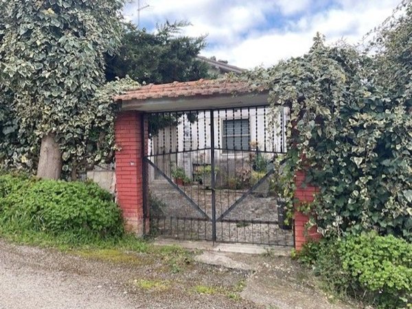 casa indipendente in vendita a Riccia