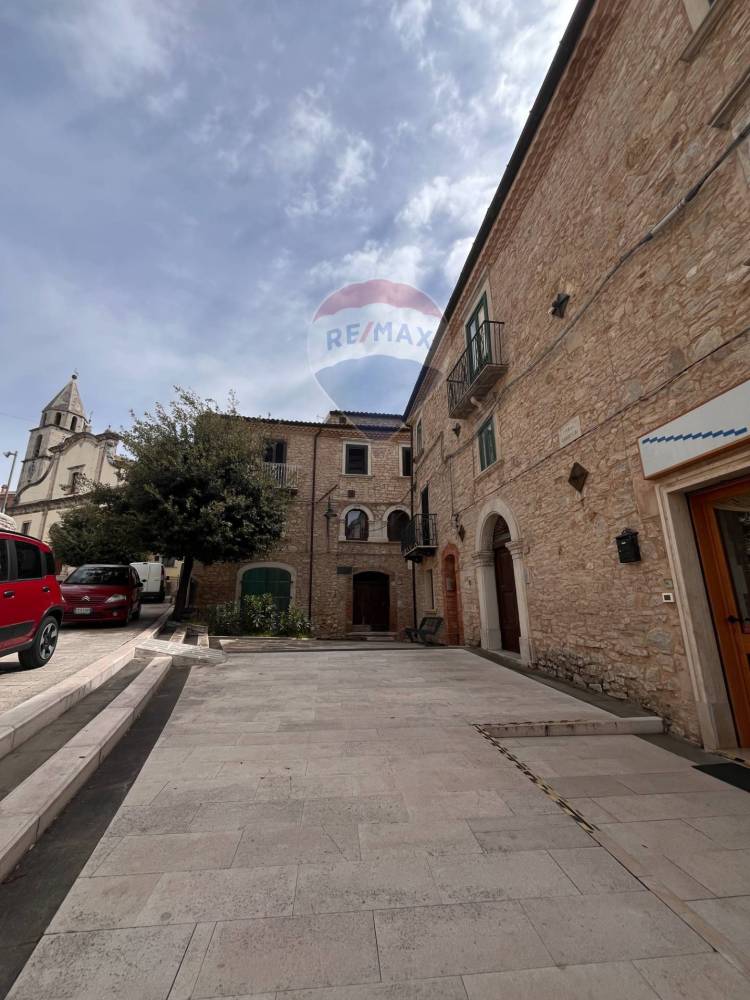 casa indipendente in vendita a Ripabottoni