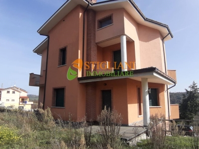 casa indipendente in vendita a Ripalimosani