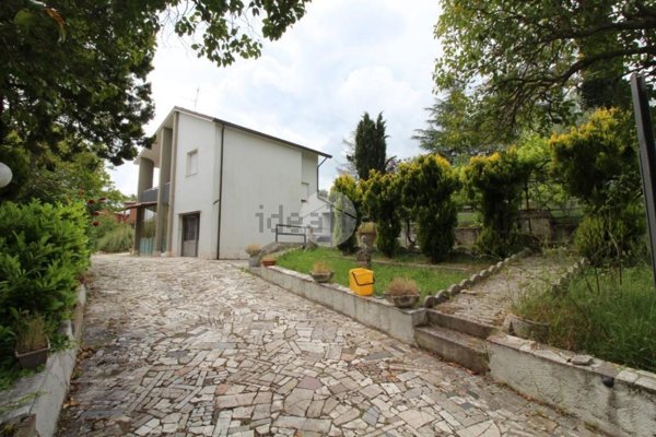 casa indipendente in vendita a Ripalimosani