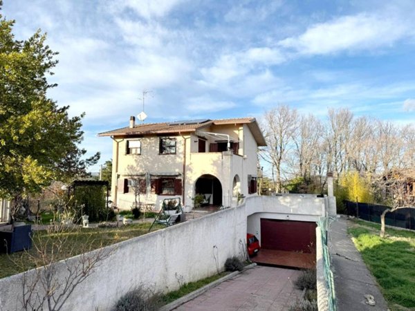 casa indipendente in vendita a Ripalimosani