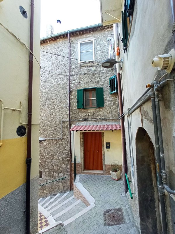 casa indipendente in vendita a Ripalimosani