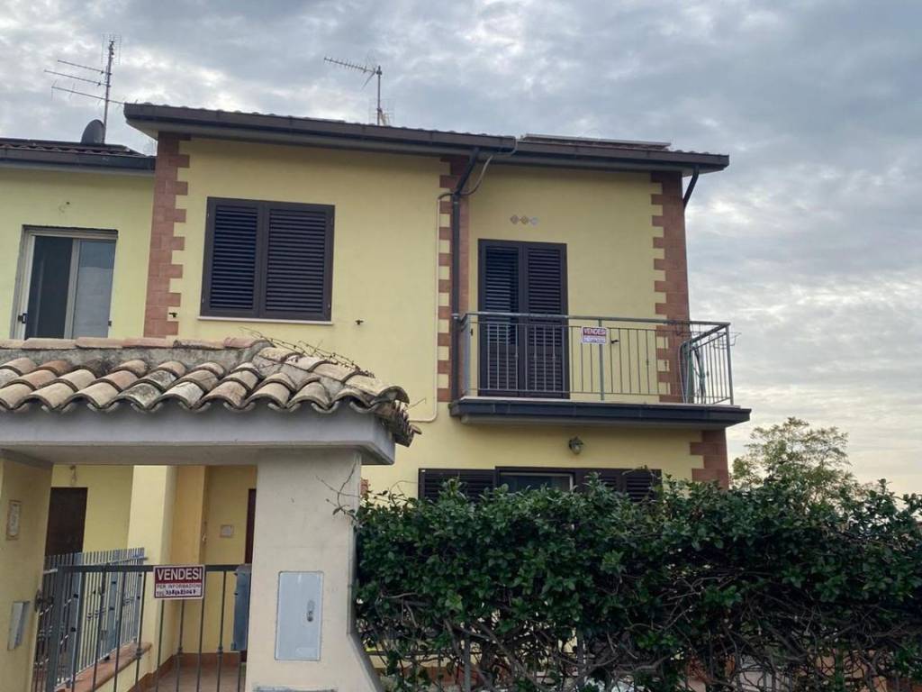 casa indipendente in vendita a San Giacomo degli Schiavoni