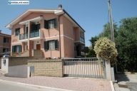 casa indipendente in vendita a San Giacomo degli Schiavoni