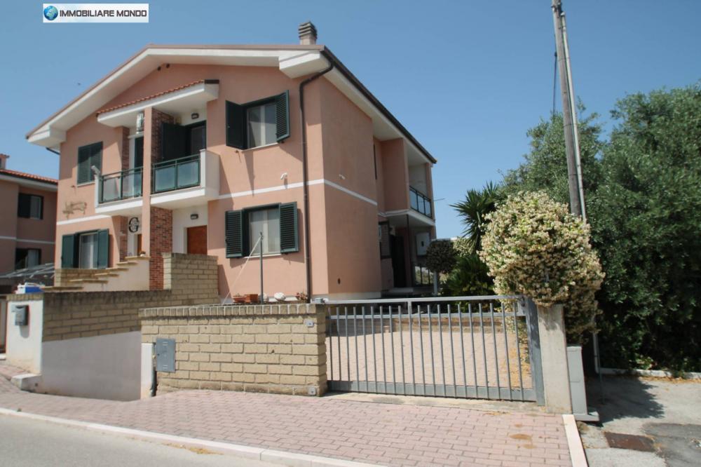 casa indipendente in vendita a San Giacomo degli Schiavoni