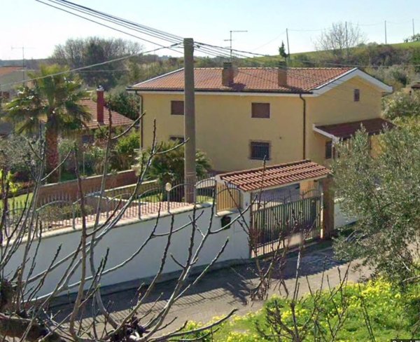 casa indipendente in vendita a San Giacomo degli Schiavoni