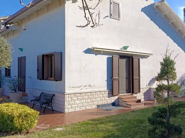 casa indipendente in vendita a San Giacomo degli Schiavoni