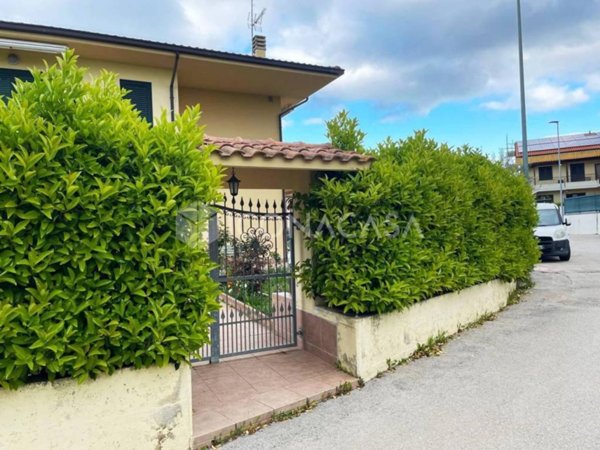 casa indipendente in vendita a San Giacomo degli Schiavoni