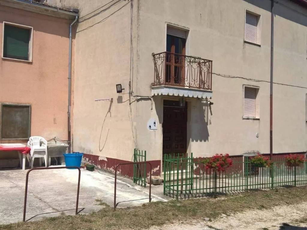 casa indipendente in vendita a San Giuliano del Sannio