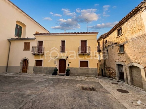 casa indipendente in vendita a San Giuliano del Sannio