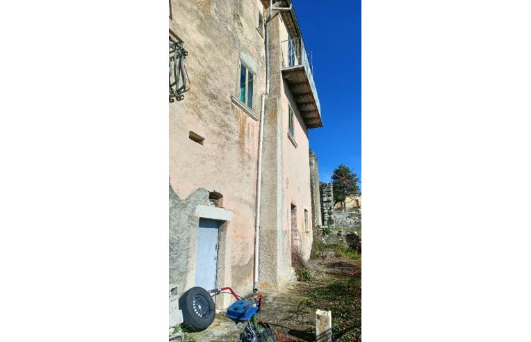 casa indipendente in vendita a San Giuliano del Sannio in zona Tomoliccio