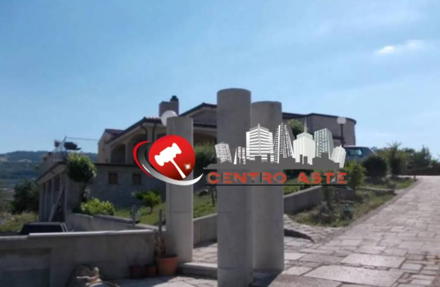 casa indipendente in vendita a San Giuliano di Puglia