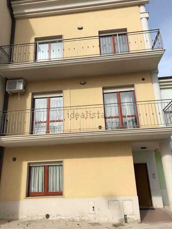 casa indipendente in vendita a San Giuliano di Puglia