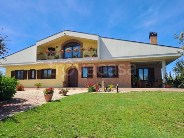 casa indipendente in vendita a San Martino in Pensilis