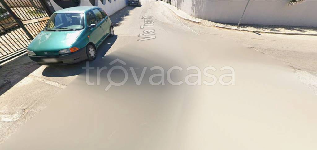 locale commerciale in vendita a San Martino in Pensilis