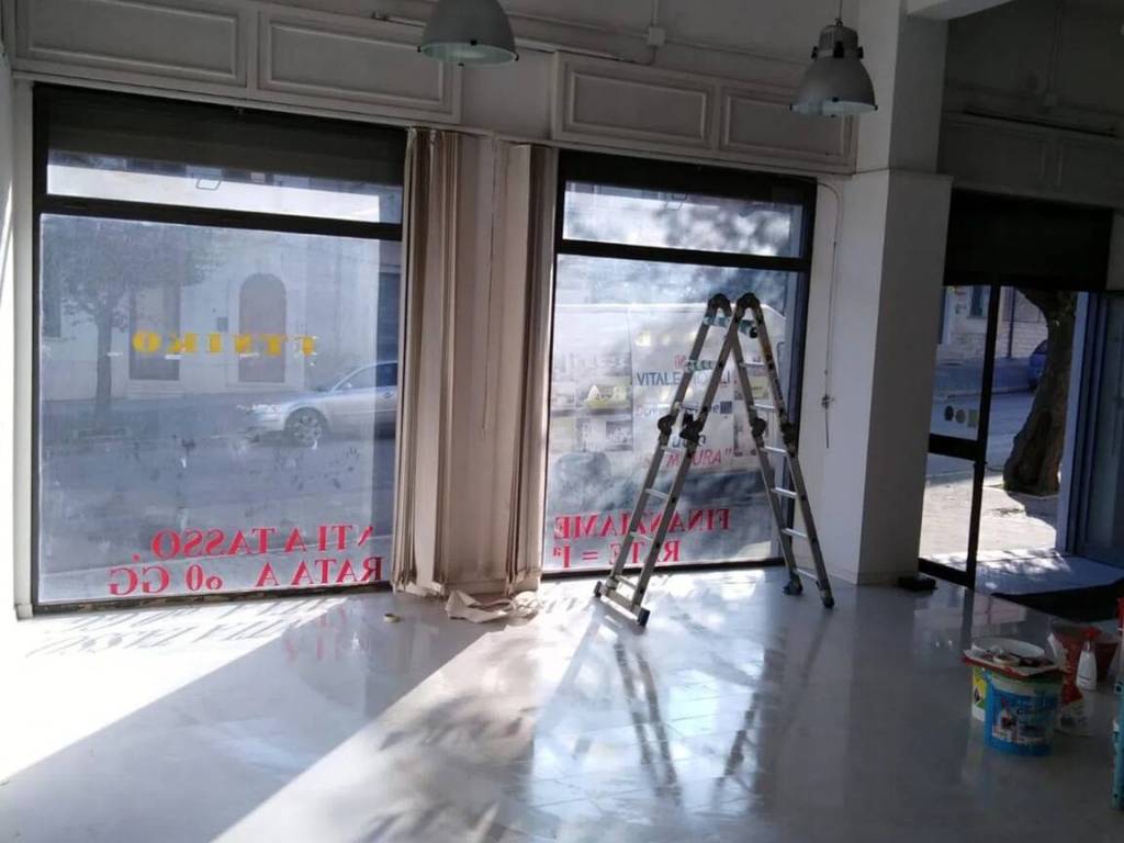 negozio in vendita a San Martino in Pensilis