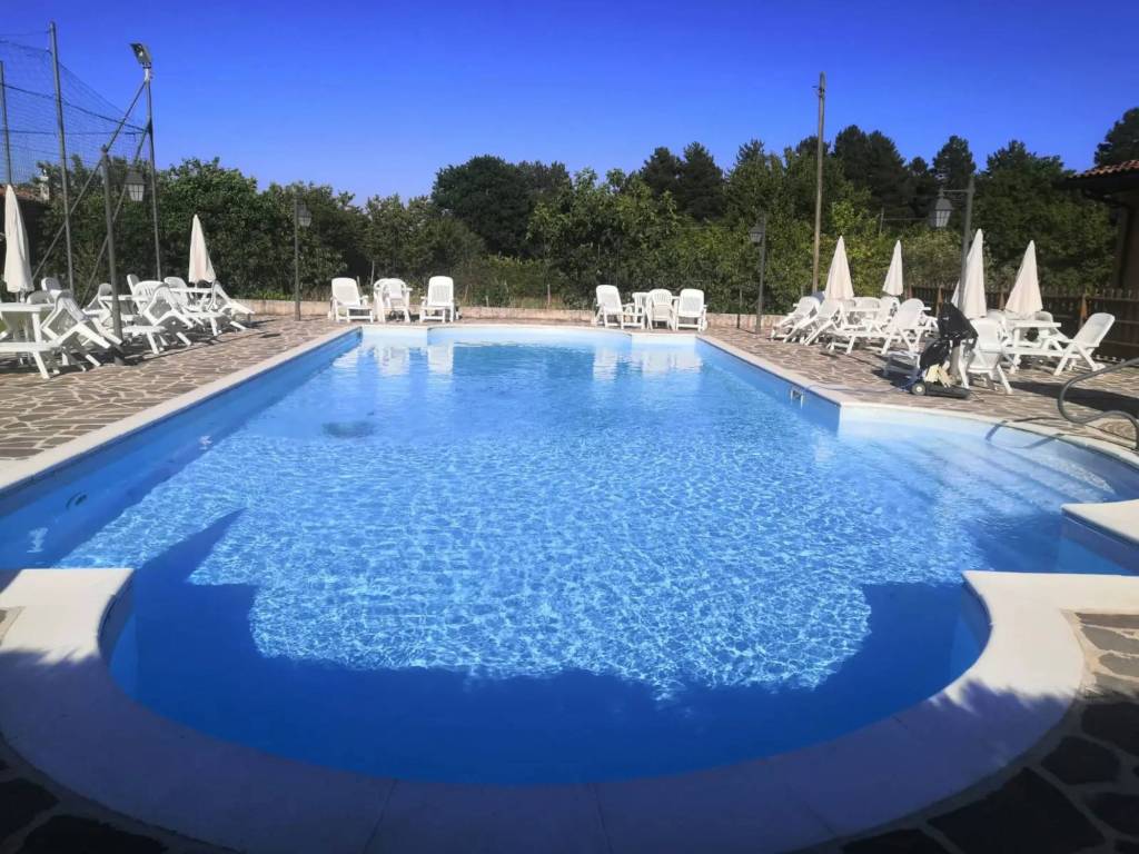 casa indipendente in vendita a San Massimo