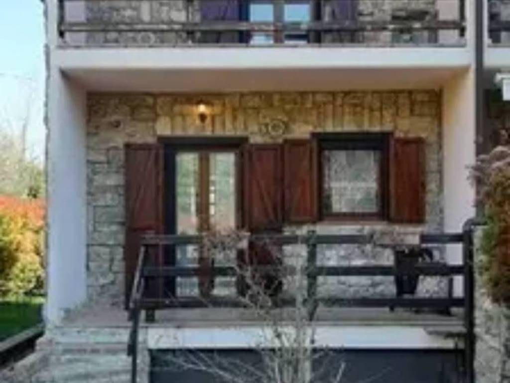 casa indipendente in vendita a San Massimo