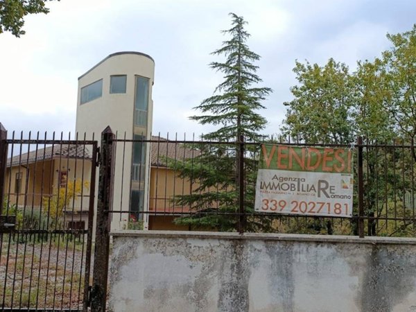 casa indipendente in vendita a San Massimo