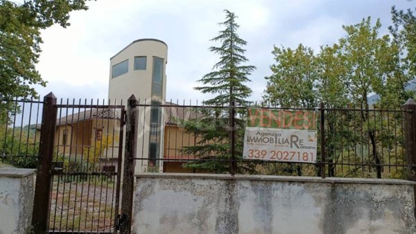 casa indipendente in vendita a San Massimo